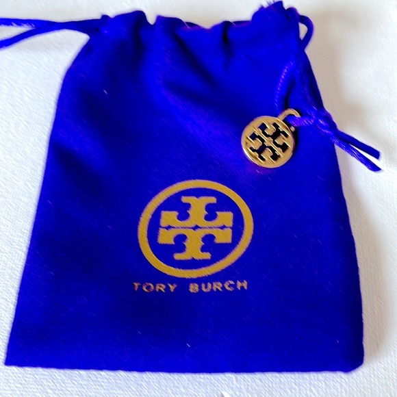 BNWT GORGEOUS GOLD CUT OUT LOGO TORI BURCH CUFF BRACELET. - Picture 7 of 7